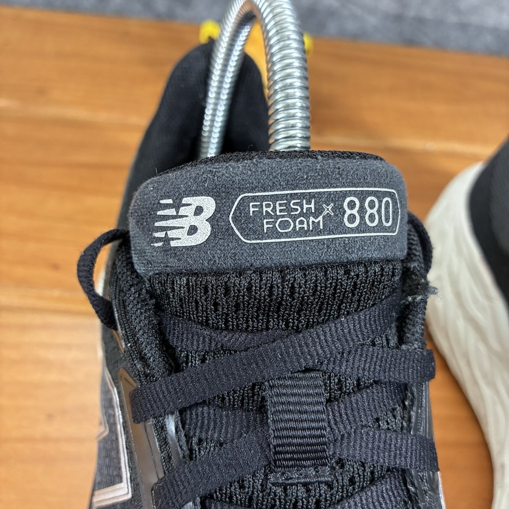 New Balance Fresh Foam X 880v14 Womens 7 Black White Running Shoes W880K14 - Picture 4 of 16